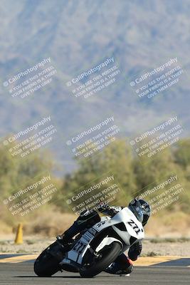 media/Oct-30-2025-Racers Edge (Thu) [[dabbdaf680]]/2-A Group/Session 5 (Turn 7)/